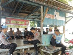 Jum’at Curhat Polres Pesisir Barat bersama Masyarakat Pelabuhan Kuala Stabas