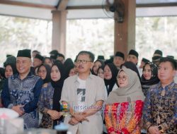 Bupati Pesisir Barat Hadiri Pelantikan dan Penandatanganan Fakta Integritas 354 Anggota PPS Pilkada Serentak 2024