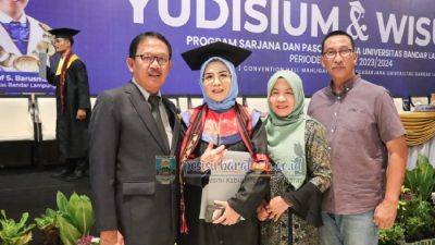 Pemkab Pesibar beri Ucapan Selamat Wisuda S2 Ketua TP-PKK Pesibar