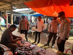 Polsek Blambangan Umpu Gelar Patroli KRYD untuk Ciptakan Situasi Kondusif di Pasar Negeri Baru