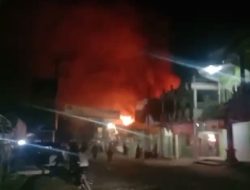 Sijago Merah Mengamuk Di Pasar Kasui