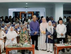 Bupati Pesisir Barat Agus Istiqlal  Lepas 73 Calon Jemaah Haji