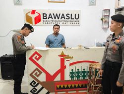 Jamin Keamanan Pilkada 2024, Polisi Tingkatkan Pengamanan di Kantor Bawaslu Way Kanan