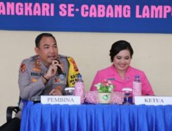 Kapolres Lampung Barat Memberikan  Arahan Kepada  Bhayangkari Cabang Lampung Barat dan Ranting Jajaran