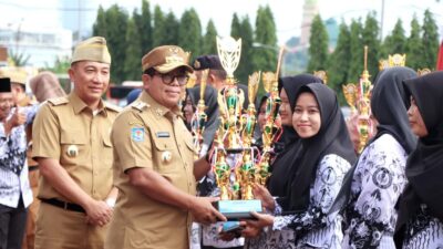 Penjabat Gubernur Pimpin Upacara HUT ke-79 PGRI dan Hari Guru Nasional Tingkat Provinsi Lampung Tahun 2024