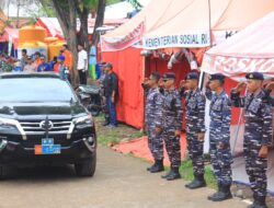 Pangkormada II Kunjungi Pengungsi Korban Erupsi Gunung Lewotobi Laki-Laki di Desa Konga, Flotim Disambut Dengan Yel-Yel Khas Koarmada II