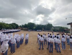 Police Goes To School, Polsek Pakuan Ratu Binluh di SMP dan SMA Falakhussa’Adah.