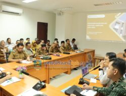 Pj Sekda Tedi Zadmiko membuka kegiatan HLM TPID Pesibar menghadapi Bulan Ramadhan dan Idul Fitri 1446 Hijriah.