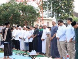 Polres Way Kanan Gelar Salat Idul Fitri 1446 H