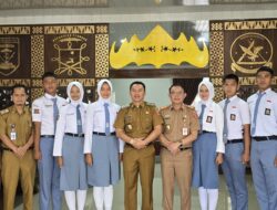 Lepas 6 Calon Paskibraka Tingkat Provinsi dan Nasional Parosil Mabsus Janjikan Reward.