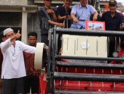 Dukung Swasembada Pangan, Bupati Parosil Salurkan Bantuan Alat Pertanian Untufk Kelompok Tani di BNS
