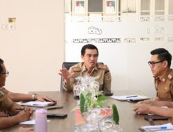 Pj Sekda Arie Anthony Thamrin Pimpin Rapat Persiapan Penilaian Opini Penyelenggaraan Standar Pelayanan Publik Tahun 2025