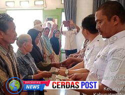 Salurkan BLT-DD Triwulan,Simak Pesan Iskandar Kepala Kampung Sumbersari