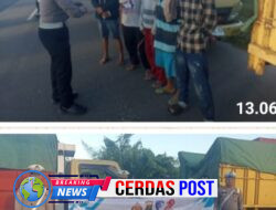 *Operasi Patuh Krakatau 2025: Polisi Edukasi Pengemudi Lewat Program Polantas Menyapa di Depan Mako Polres Way Kanan*
