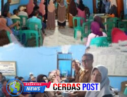 Pemerintah Kampung Kota Way, Kecamatan Kasui, Kabupaten Way Kanan melaksanakan kegiatan penyaluran Bantuan Langsung Tunai Dana Desa (BLT-DD) untuk kategori kemiskinan ekstrem triwulan ke empat tahun 2025.  Cerdaspost.id Penyaluran bantuan tersebut diberikan kepada 23 Keluarga Penerima Manfaat (KPM) dengan total nominal sebesar Rp900.000 per KPM untuk bulan  Oktober November Desember Kegiatan ini dilaksanakan di Balai Kampung Kota Way, Senin   Hadir dalam kegiatan ini Kepala Kampung Kota Way Bapak Nuardi, Camat Kasui Bapak Hasanuddin, S.E., M.M, Pendamping Lokal Desa (PLD), Pendamping Kecamatan, BPK, seluruh Aparatur Kampung, serta masyarakat penerima manfaat.  Dalam sambutannya, Kepala Kampung Nuardi menyampaikan bahwa BLT-DD ini merupakan bentuk perhatian pemerintah kepada masyarakat yang benar-benar terdampak dan masuk dalam kategori kemiskinan ekstrem.  “Kami berharap bantuan ini dapat digunakan sebaik-baiknya untuk memenuhi kebutuhan pokok. Pemerintah kampung akan terus berupaya semaksimal mungkin agar bantuan ini tepat sasaran,” ujarnya.  Sementara itu, Camat Kasui Bapak Hasanuddin menegaskan bahwa program BLT-DD merupakan wujud nyata perhatian pemerintah terhadap masyarakat miskin ekstrem dan diharapkan mampu membantu meringankan beban ekonomi warga.  Kegiatan berlangsung lancar, tertib, dan disambut antusias oleh para penerima manfaat. (Ali)