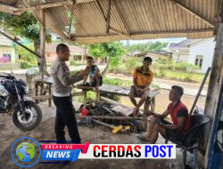 Polantas Menyapa Warga, Satlantas Polres Way Kanan Edukasi Penggunaan Helm di Gistang