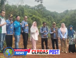 Camat Kasui Pimpin Monitoring dan Evaluasi Dana Desa Tahap II di Kampung Kasui Lama