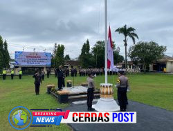 Upacara HKN Tahun 2026, Kapoles Way Kanan Berikan Penganugerahan Tanda Kehormatan Personel