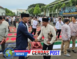 Ribuan Warga Padati Kodam Raden Inten, Pangdam Sambut Hangat Salat Id hingga Halal Bihalal